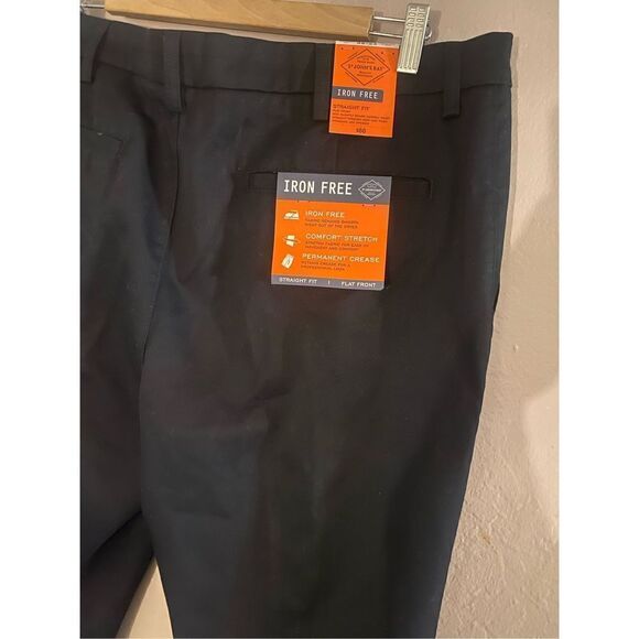 St. Johns Bay Men’s Classic Fit Easy Care Black Pleated Front Dress Pants Sz 38 - Picture 5 of 5